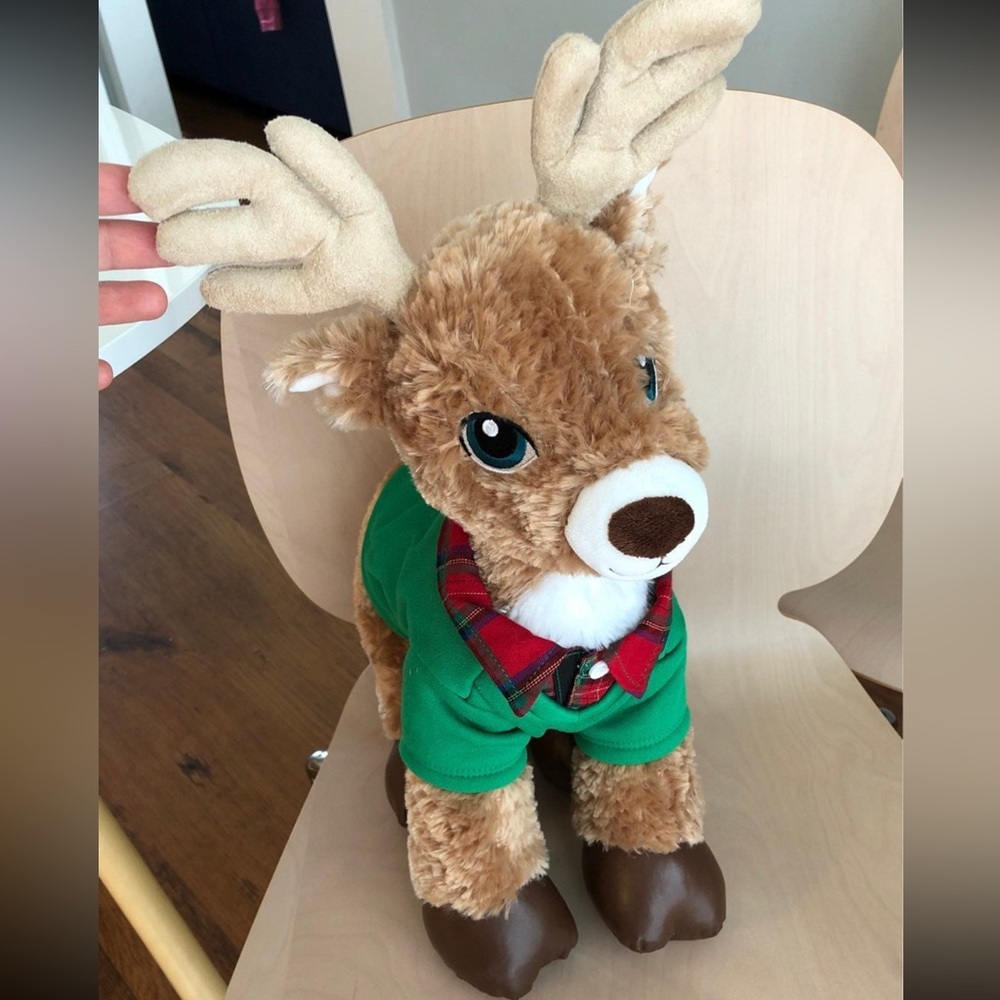 BUILD A BEAR  SANTA Reindeer  PLUSH